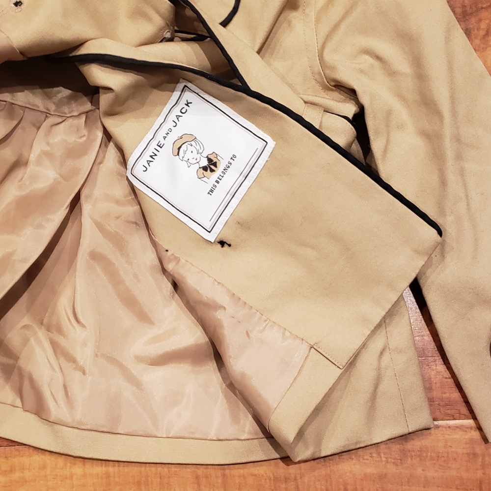 Janie and Jack NWT 12-24 months tan and black trenchcoat - Picture 5 of 6